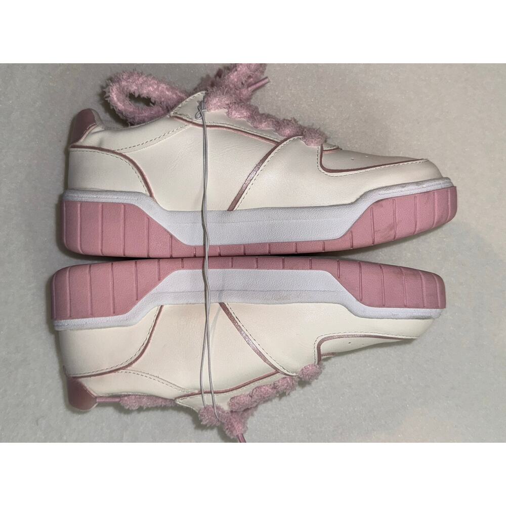 Children's Place New Girls 4 Hello Kitty Sneakers White Pink - Picture 6 of 11